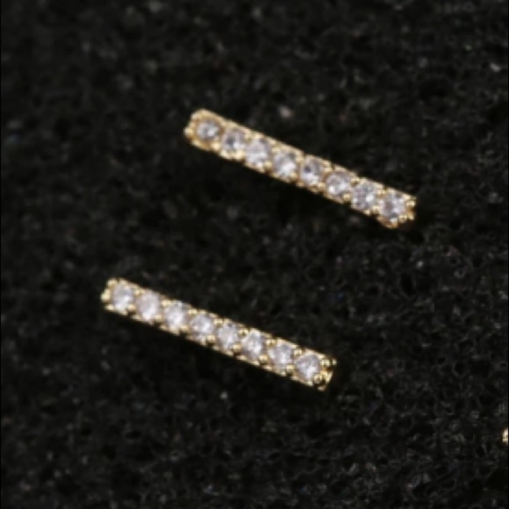 Yellow Gold Diamond Bar Pave Line Stud Earrings - Picture 4 of 5